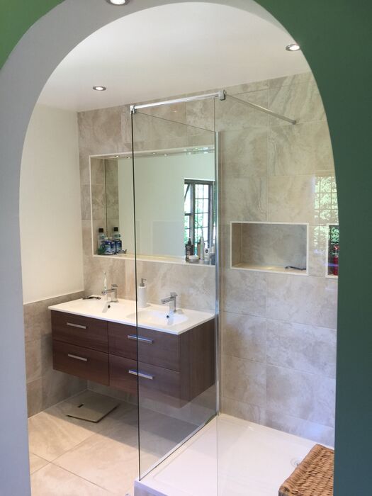 En-suite bathroom